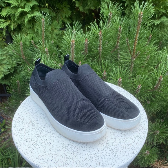 steve madden platform slip ons